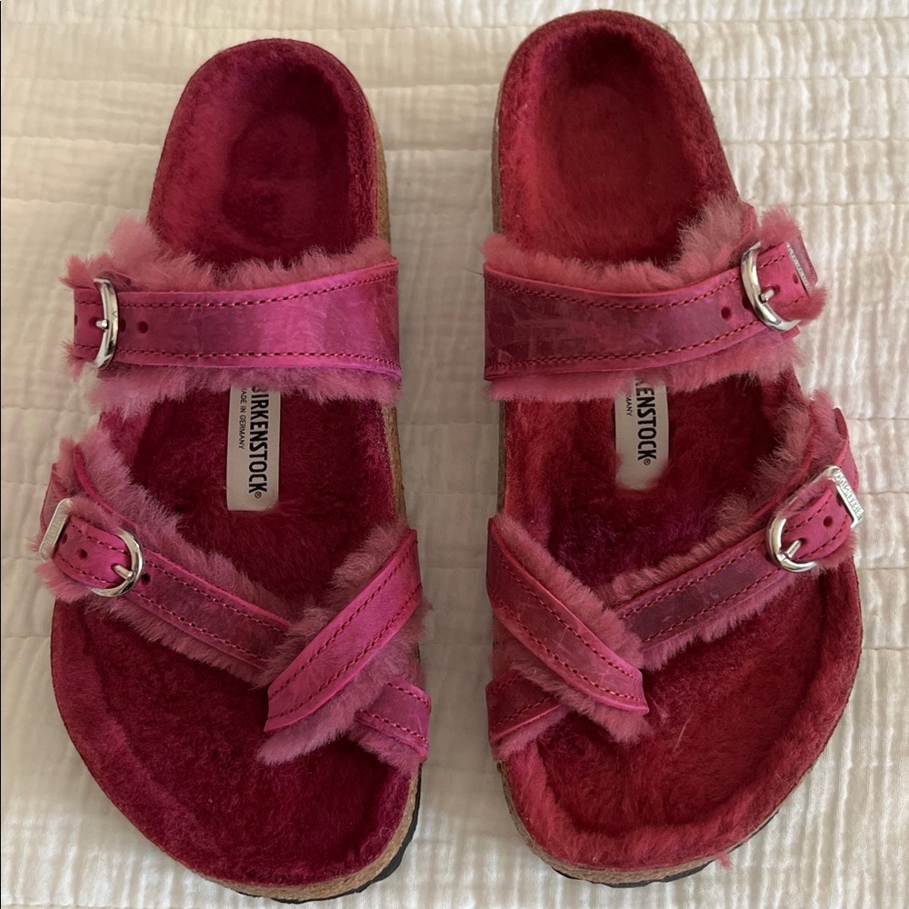 Birkenstock Fuchsia Shearling Sandals NEW